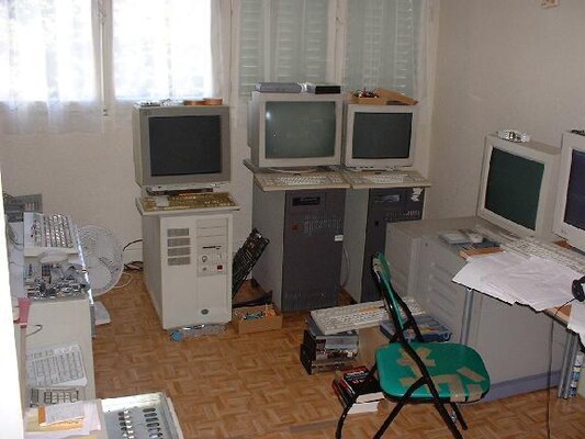 [image: a first glance into the machineroom]