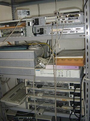 [image: center part of the tower of Babel]