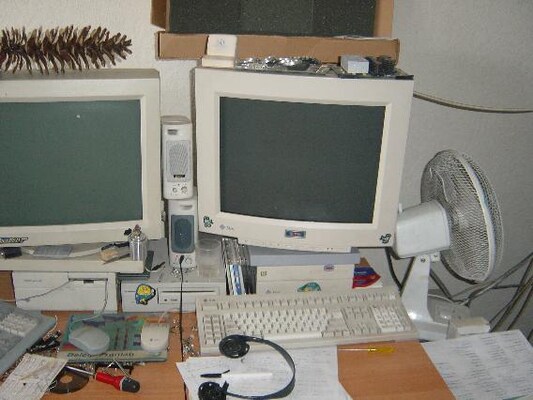 [image: my desktop, right part]