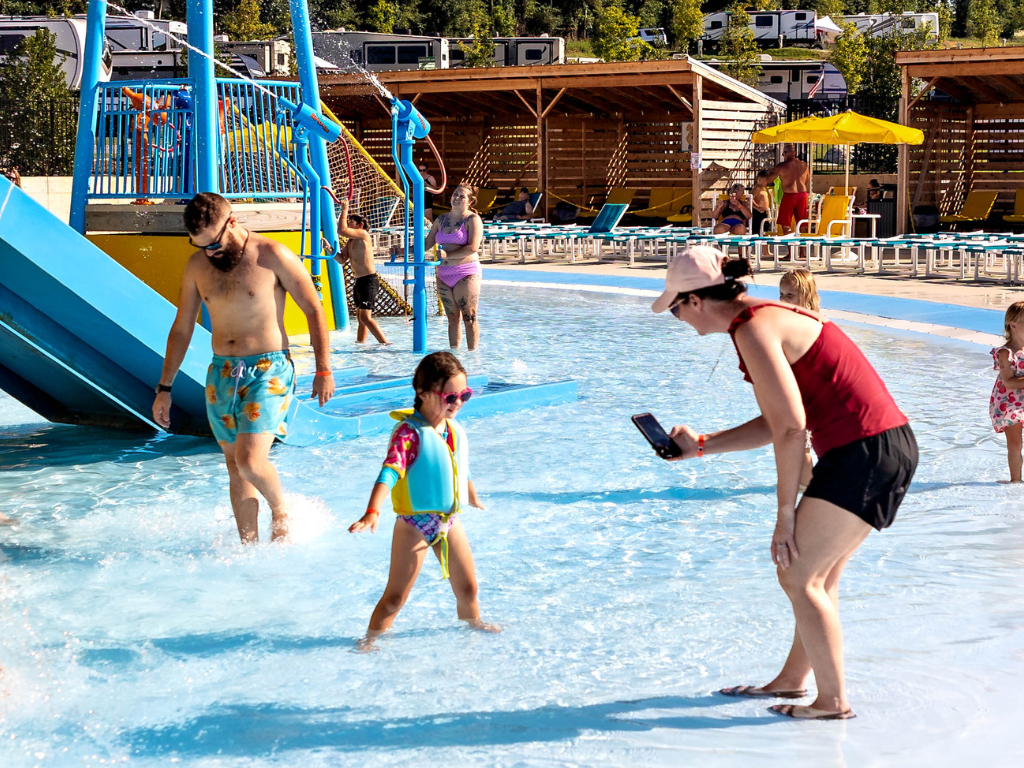 Duck, Duck, Splash!: A Splash-tacular Spectacular