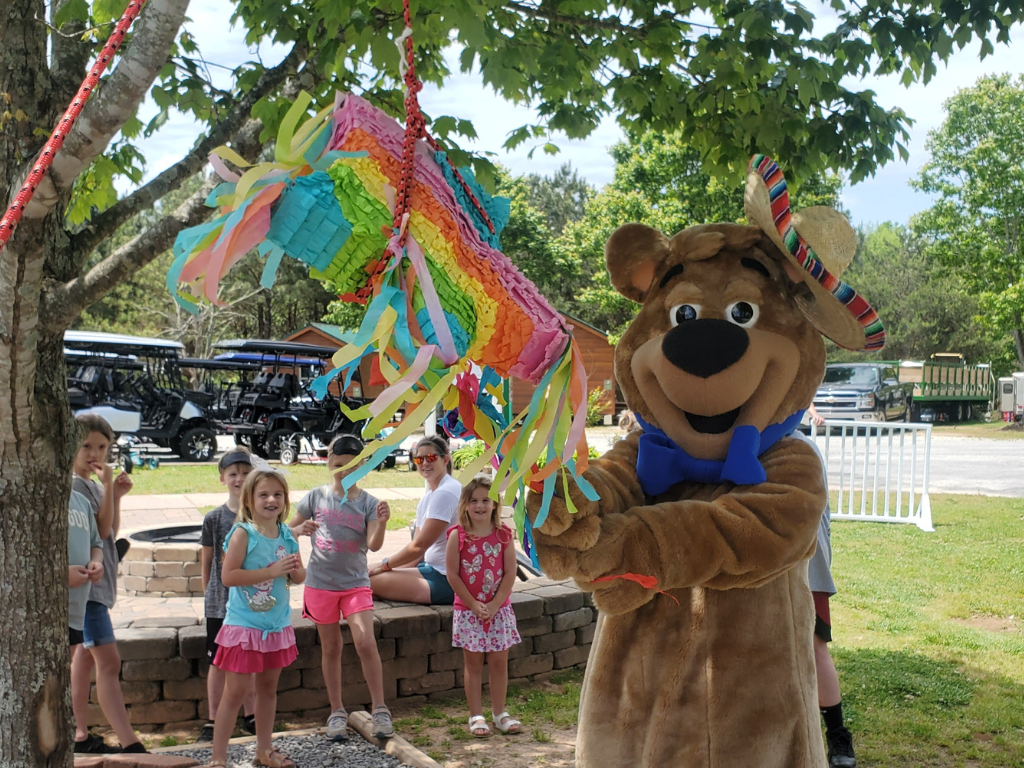 Feliz Camp-o de Mayo