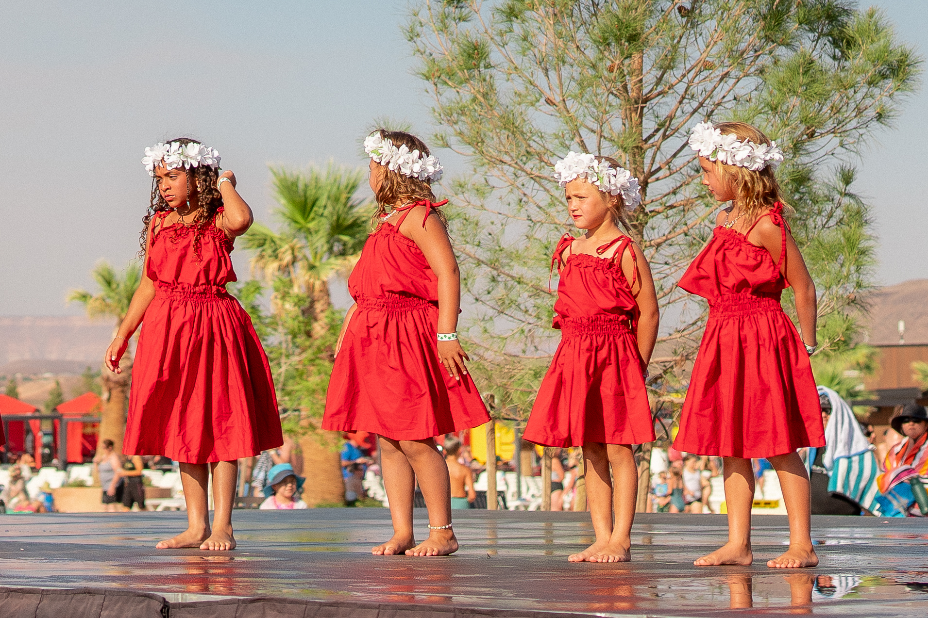 🌺 Aloha! Hawaiian Weekend is Here! 🌺