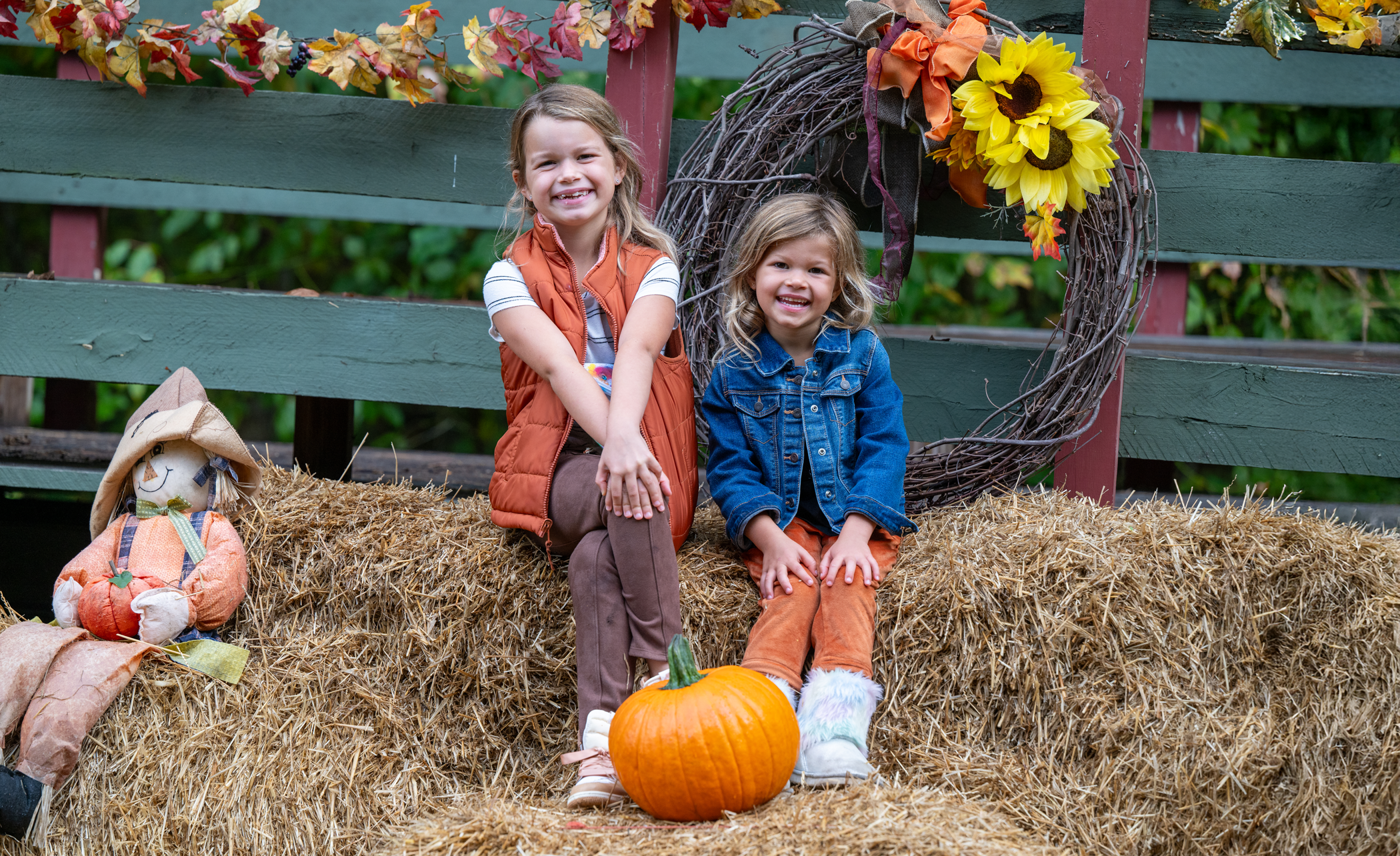 🍂 HAPPY HARVEST WEEKEND 🍁