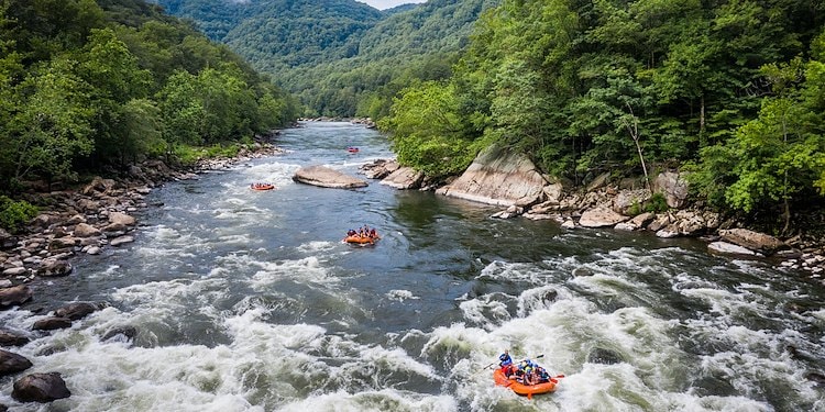 Whitewater rafting through the New River Gorge National Park