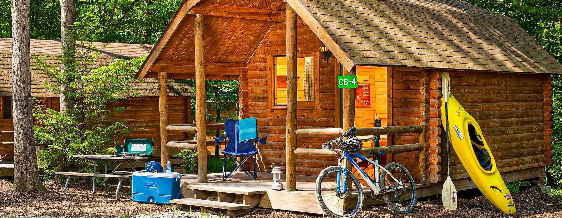 Country Cabin - Rustic 3-Cabins - Adventures on the Gorge