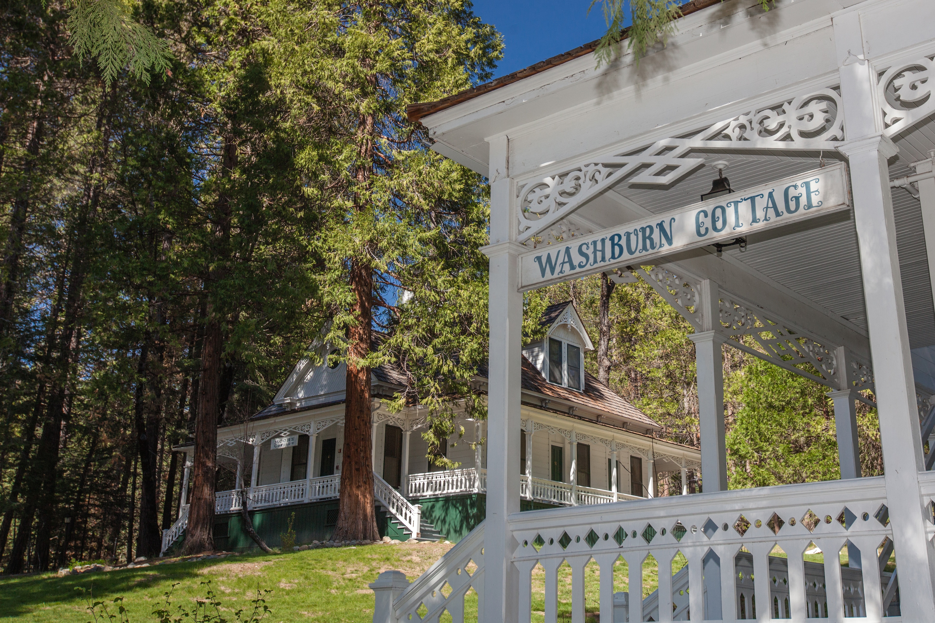 Big Trees Lodge Cottages Yosemite National Park Lodging and Activities - California - United States