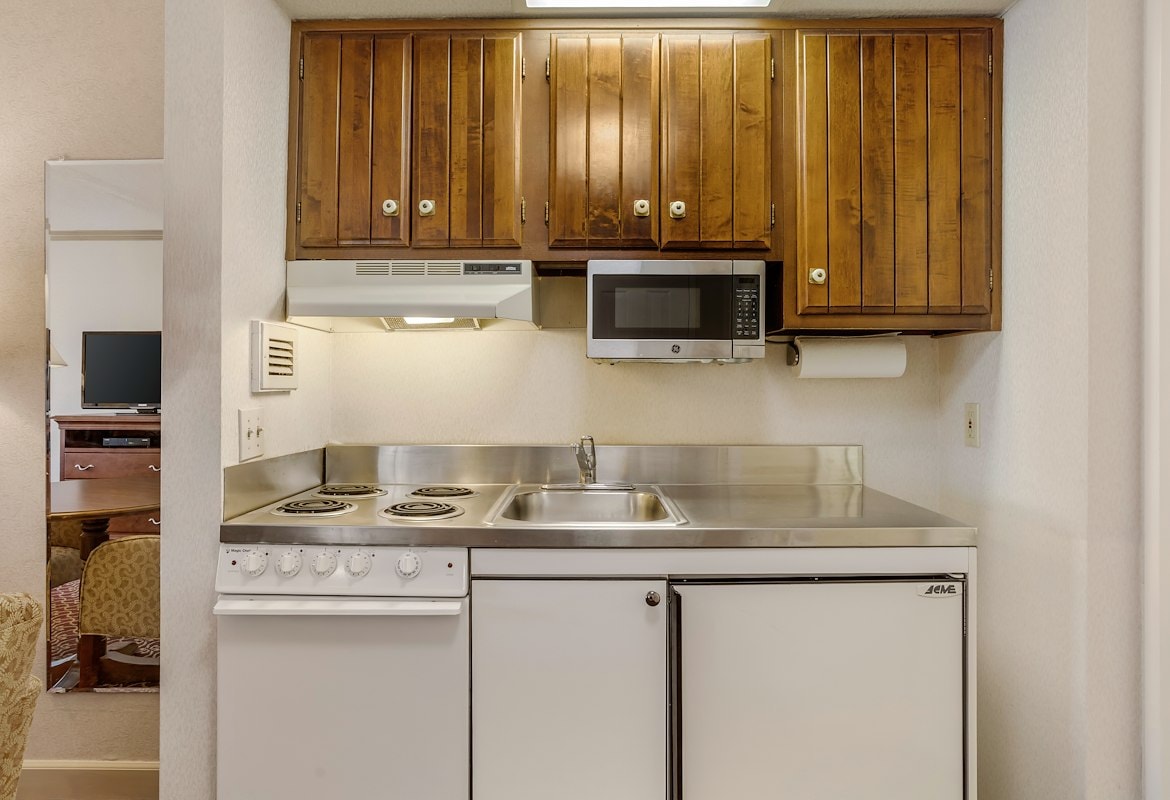 Kitchen View Of Best Western Plus Morristown Inn