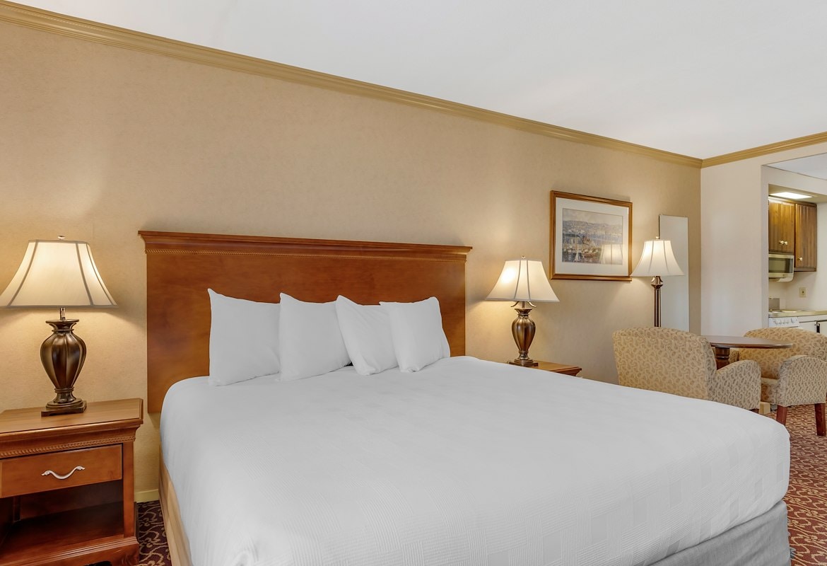 Rooms At Best Western Plus Morristown Inn