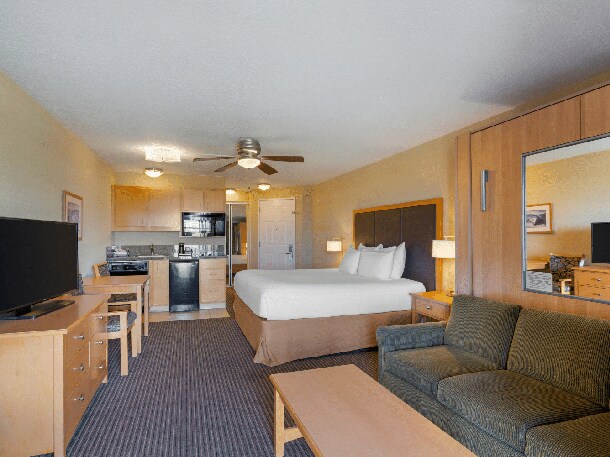 IN-ROOM AMENITIES