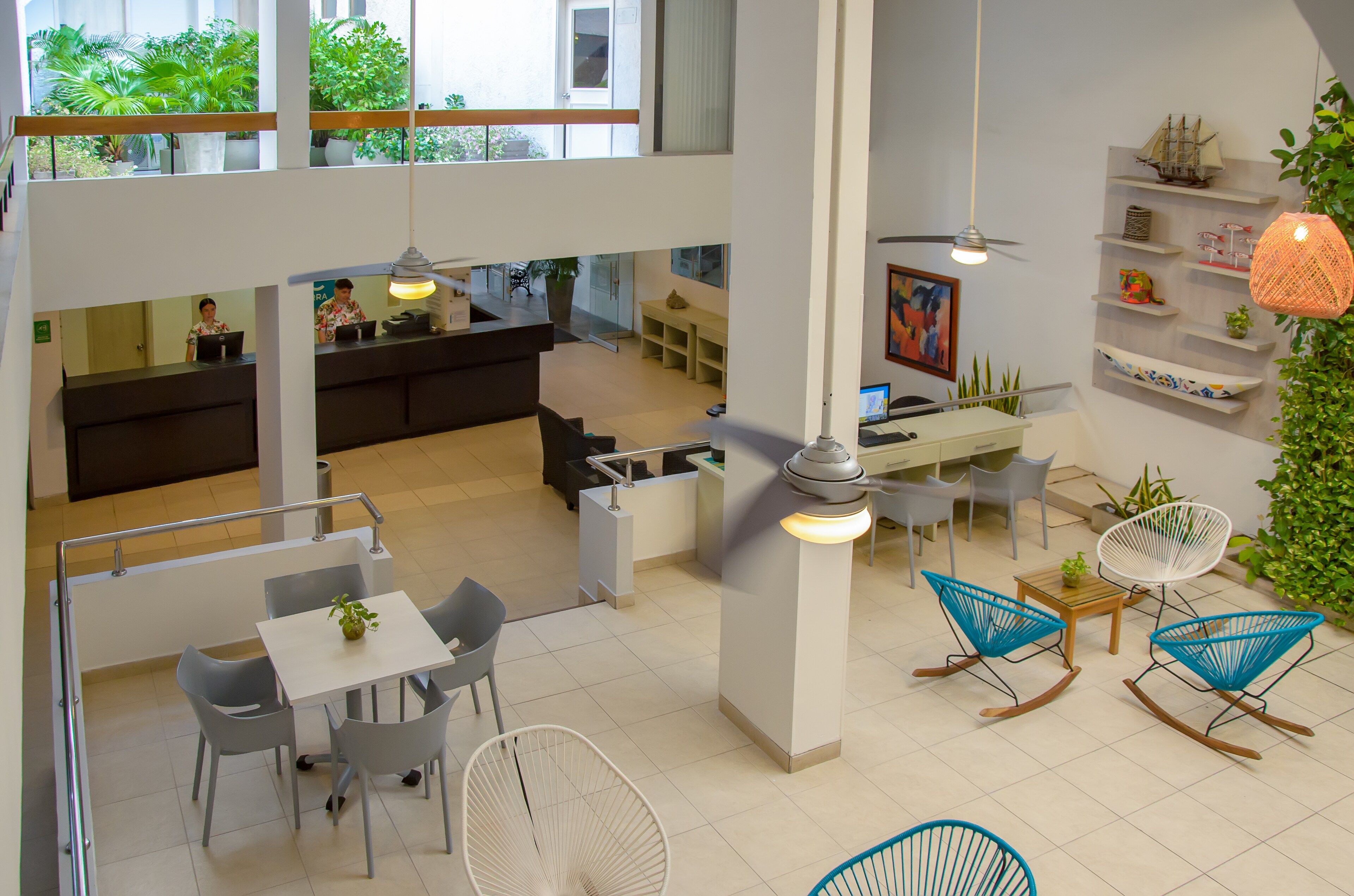 Lobby de Hotel be La Sierra 