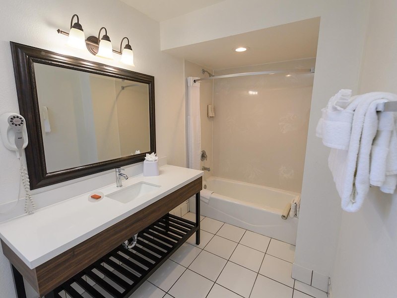 TWO QUEEN BEDROOM at Blue Pacific Hotel, California - 3