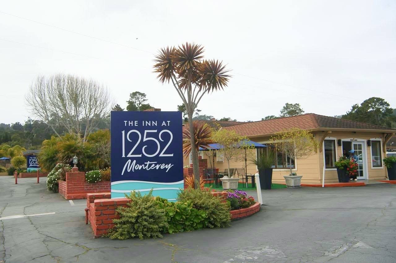 The Inn at 1252 Monterey — photo 34 of 41