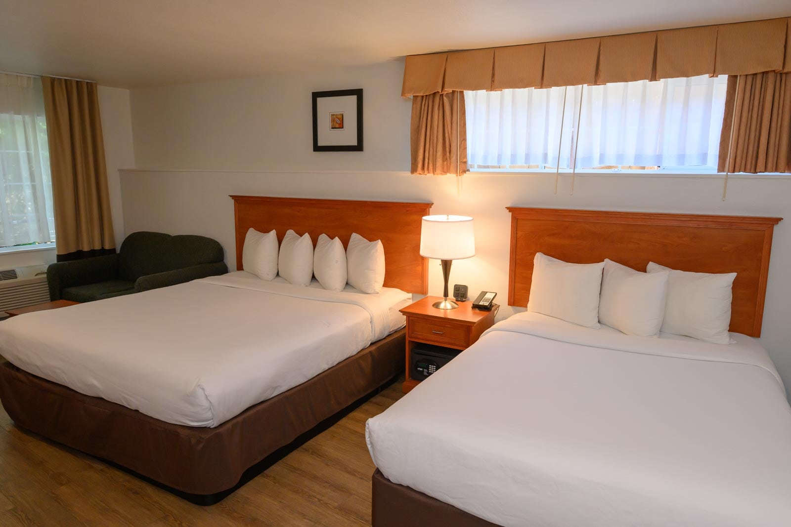 The Inn at 1252 Monterey — photo 33 of 41