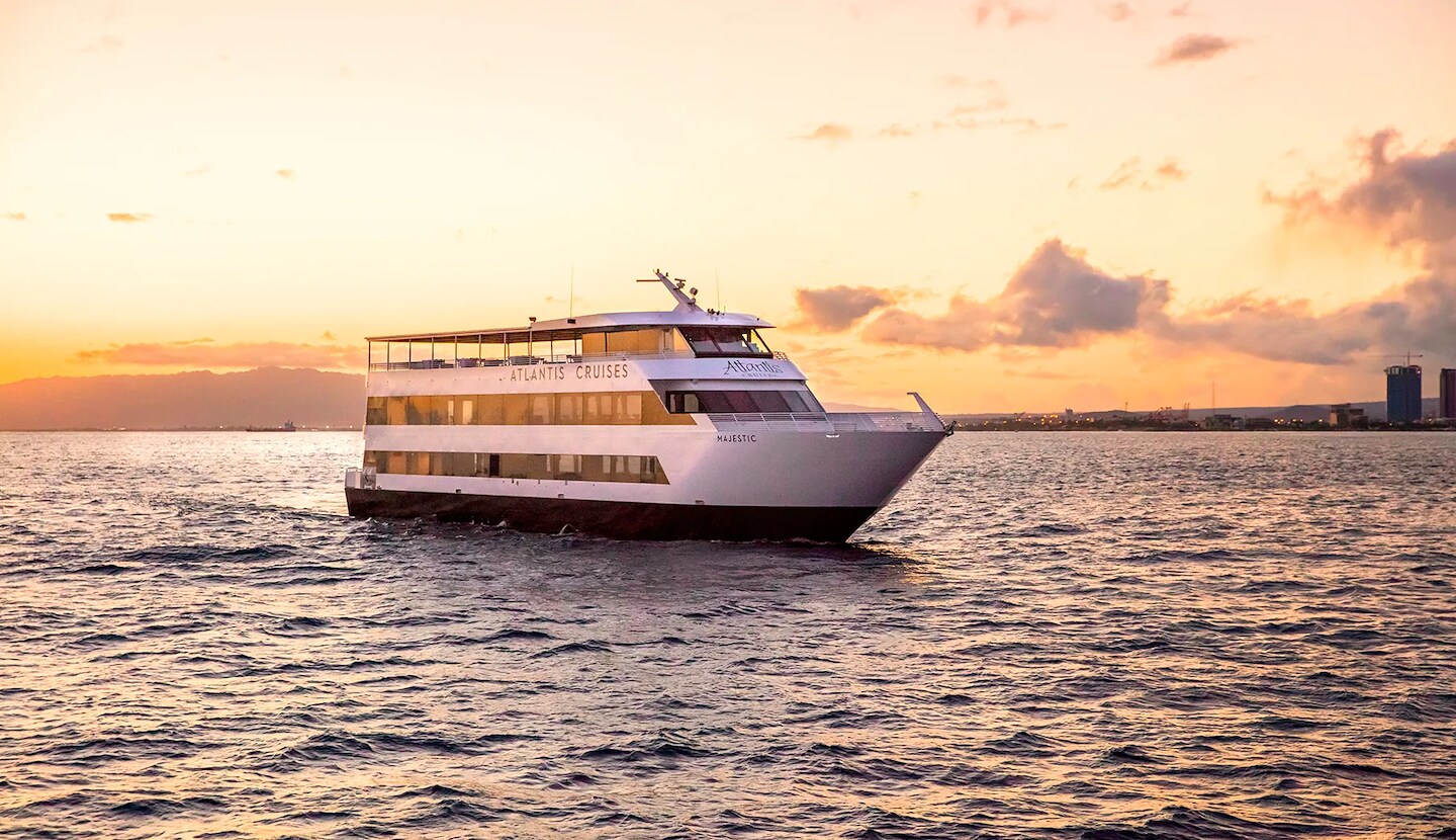 Atlantis Cruises Sunset Cocktail Cruise in Oahu by Roberts Hawaii, Honolulu, HI, USA