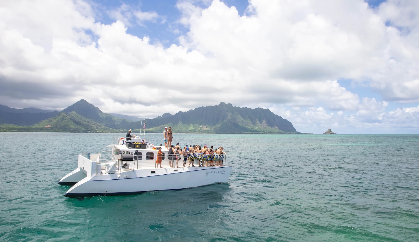 Captain Bobs Sailing Adventure in Oahu by Roberts Hawaii, Honolulu, HI, USA