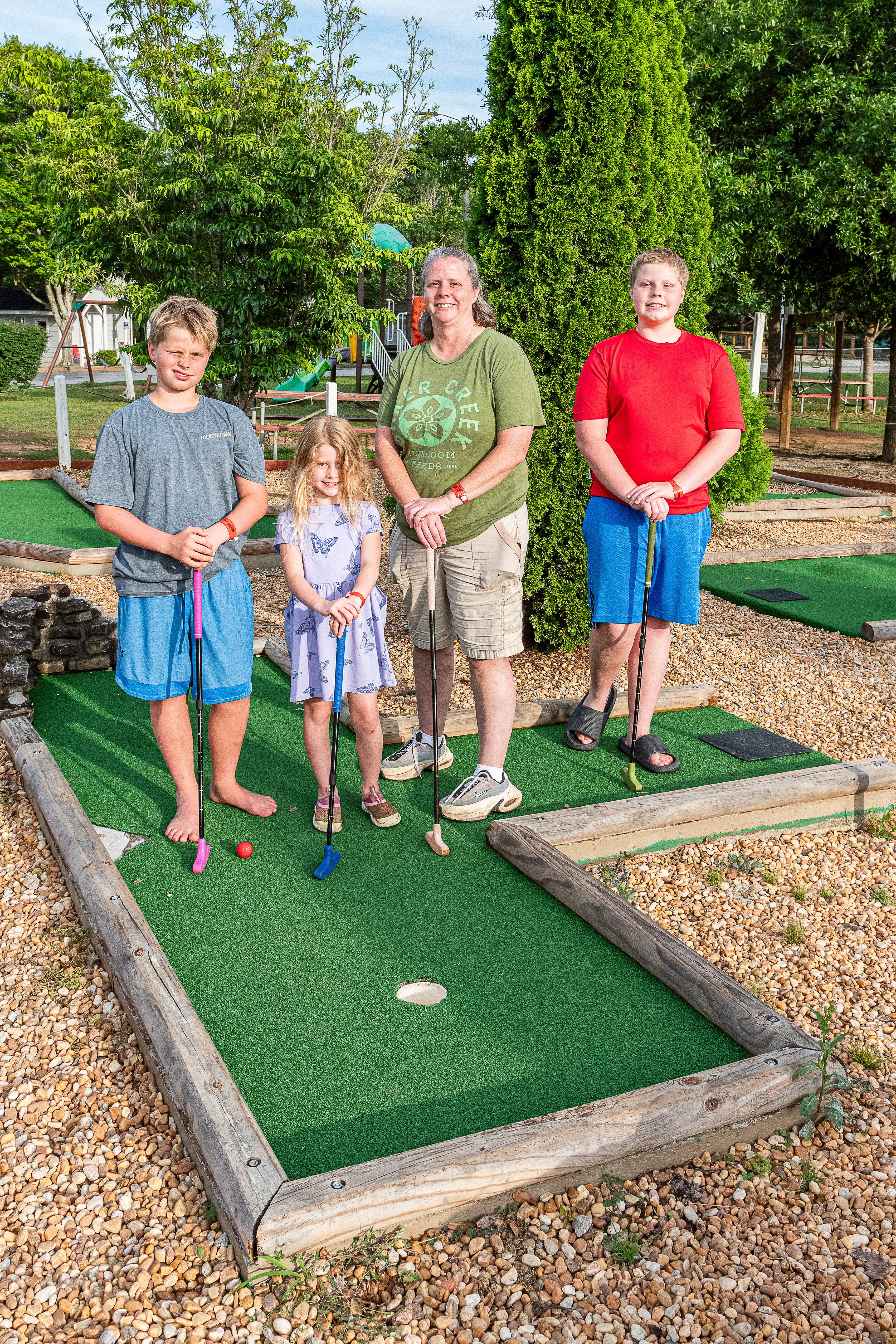 Mini Golf at Jellystone Park Bremen