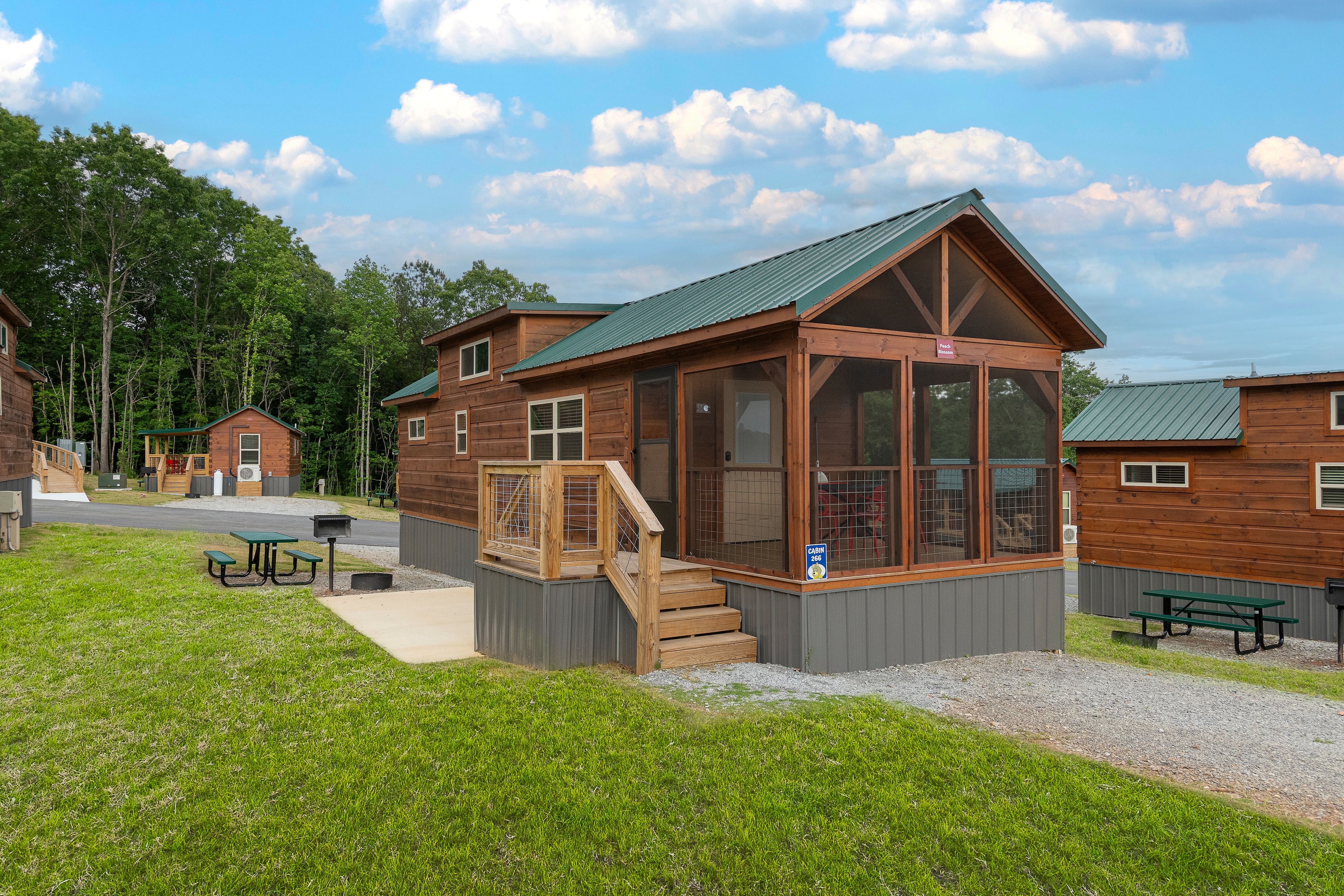Ways to Stay at Jellystone Park™ West Georgia