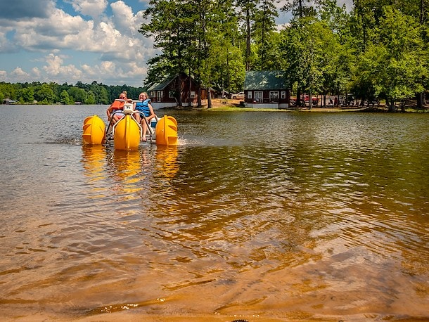 Water Sports at Jellystone Park™ Pelahatchie