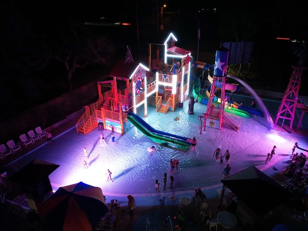 Club Wet at Jellystone Park™ Texas Wine Country