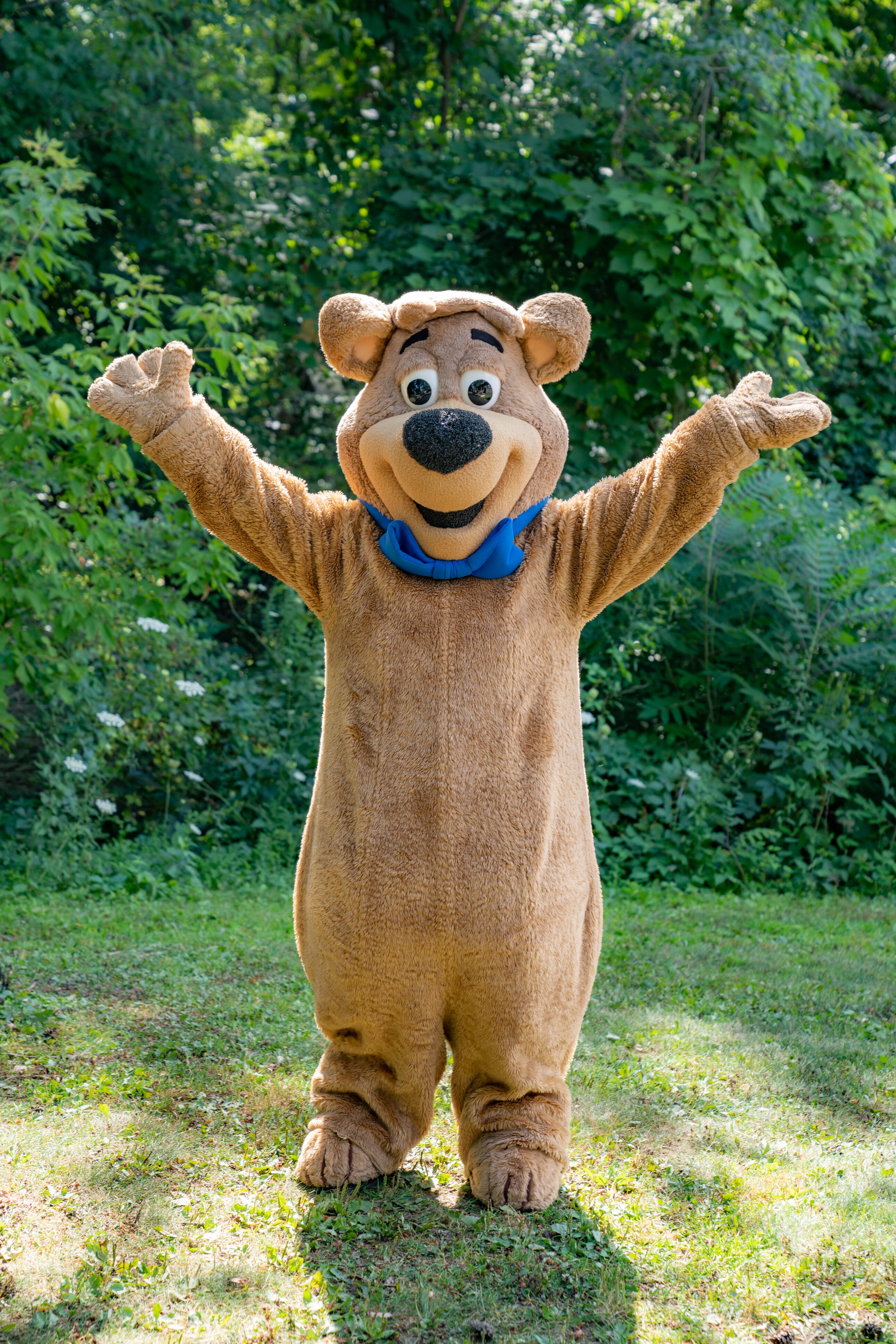 Buns with Boo Boo at Jellystone Park Larkspur