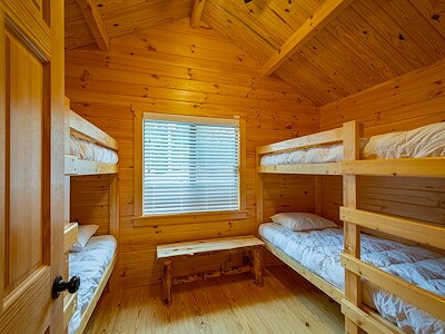 Stay Your Way at Jellystone Park™ Columbus North