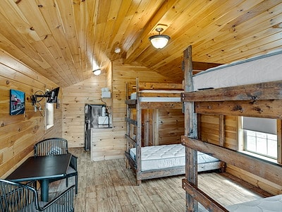 Ways to Stay: Glamping Bliss at Jellystone Park™ Deleware Beaches