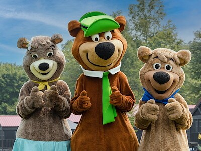 Become BFFs (Bear Friends Forever)!