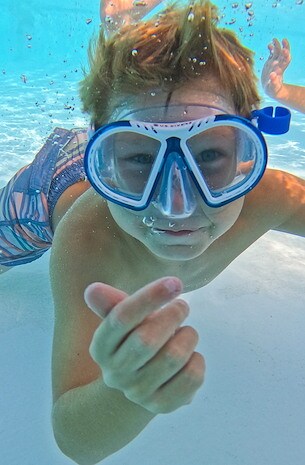 Swim, splash and play with your friends! 