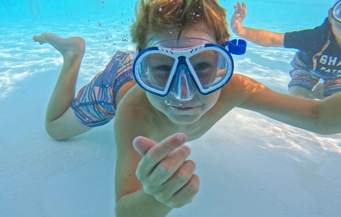 Swim, splash and play with your friends!