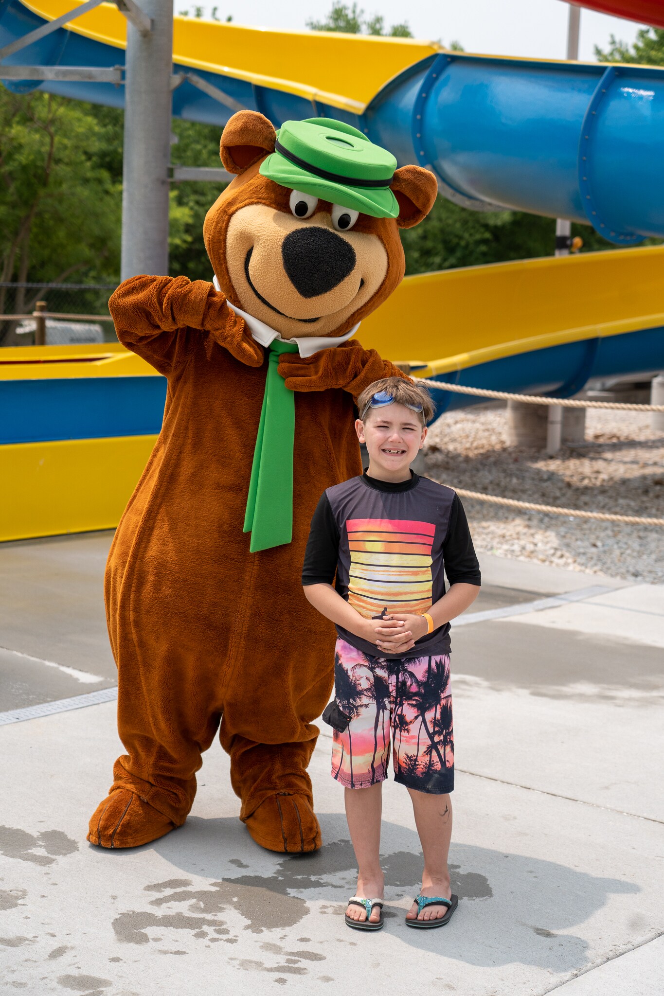 Earn FREE stays and FREE Jellystone Park merchandise!