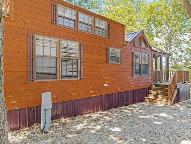 Deluxe South Shore Cindy Cabin - 4