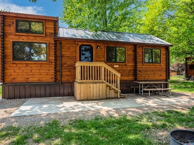 Ways to Stay at Jellystone Park™ Barton Lake