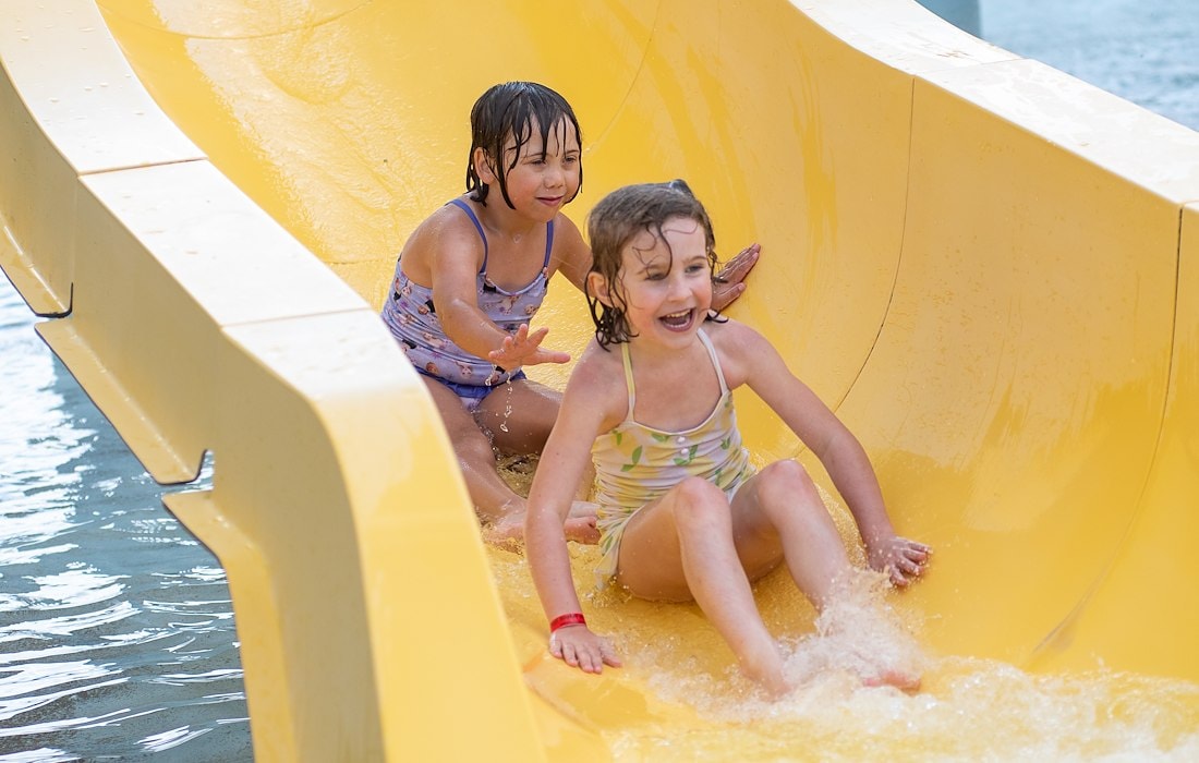 Climb, jump and play!