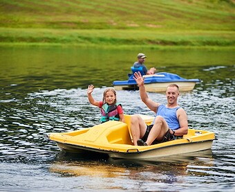 Paddleboat Rentals in Jellystone Park™ Indianapolis East