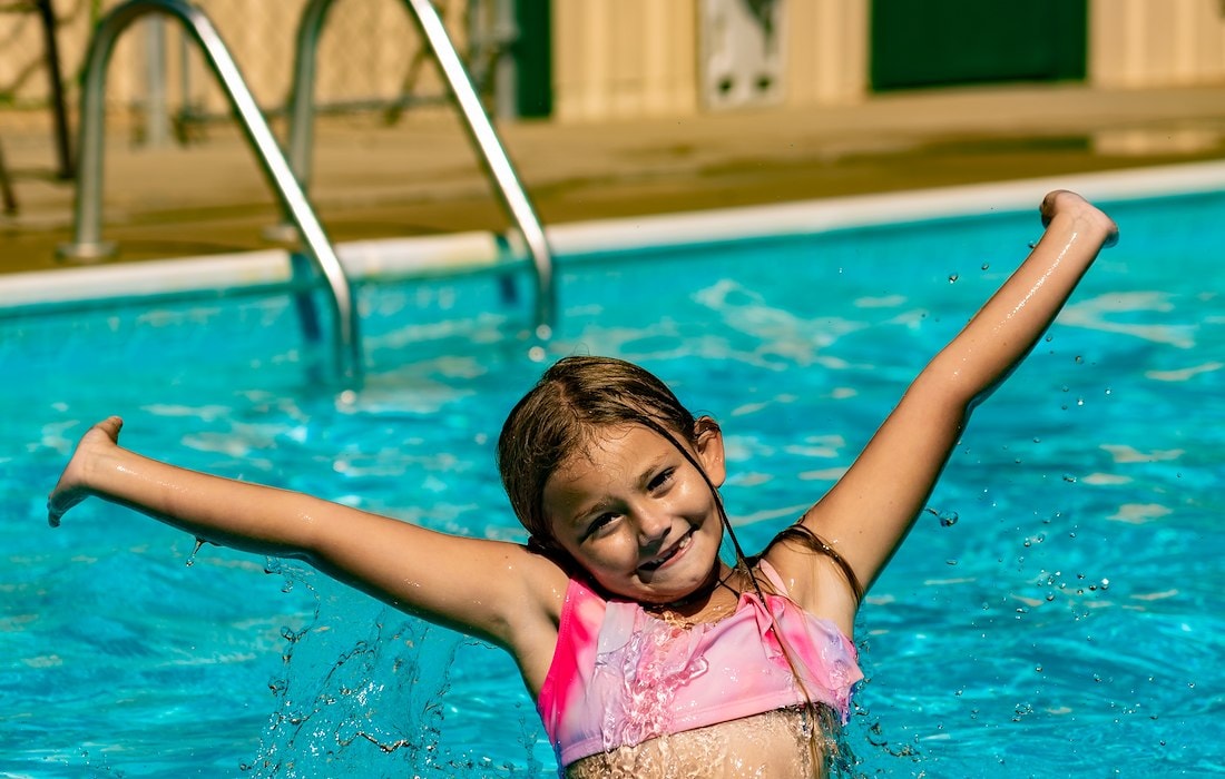 Cool off with refreshing poolside splashes.