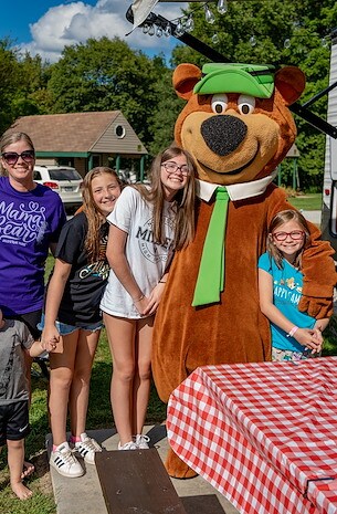 Character Interactions of Jellystone Park™ Indianapolis East