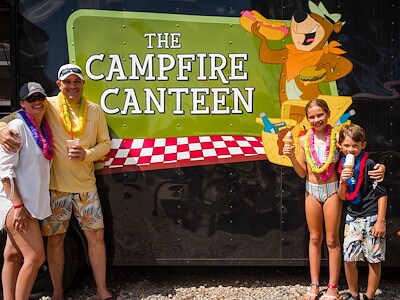 Campfire Canteen in Jellystone Park™ Cranberry Acres