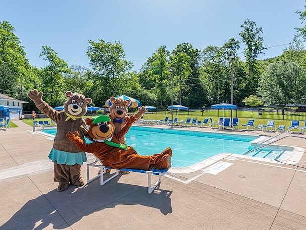 Heated Swimming Pool at Jellystone Park™ Milton