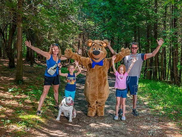 Nature Hiking Trail of Jellystone Park™ North Port Huron