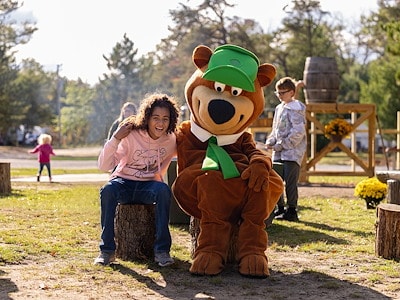 Hang Out With Characters at Jellystone Park Lake Charles