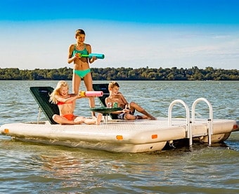 Floating Cabanas at Jellystone Park™ Androscoggin Lake