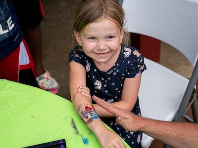Glitter Tattoos at Jellystone Park™ Androscoggin Lake
