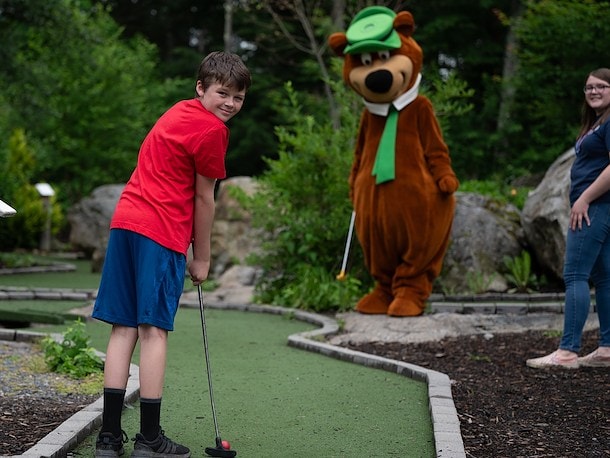 Mini Golf at Jellystone Park™ Androscoggin Lake