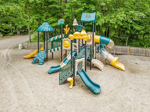 Playground at Jellystone Park™ Androscoggin Lake