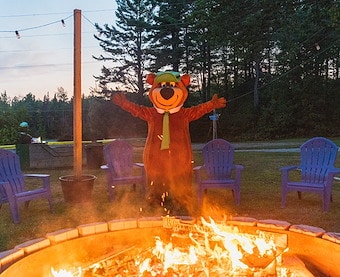 Community Firepit in Jellystone Park™ Skowhegan