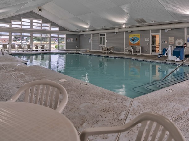 Indoor Swimming Pool and Hot Tub at Jellystone Park™ Frankenmuth 