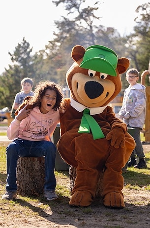 Make New BFFs (Bear Friends Forever) at Jellystone Park™ Grayling