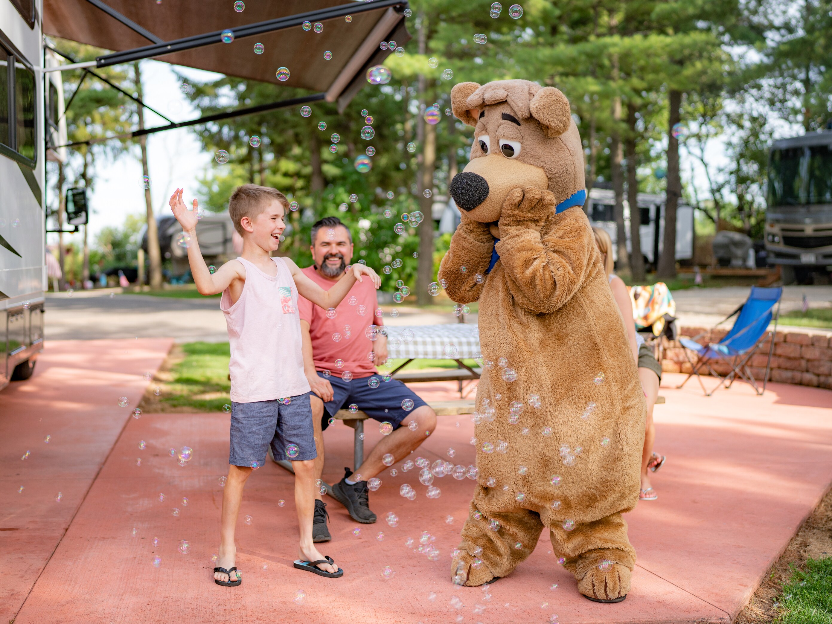Bubbles with a Character at Jellystone Park™ Cleveland Sandusky