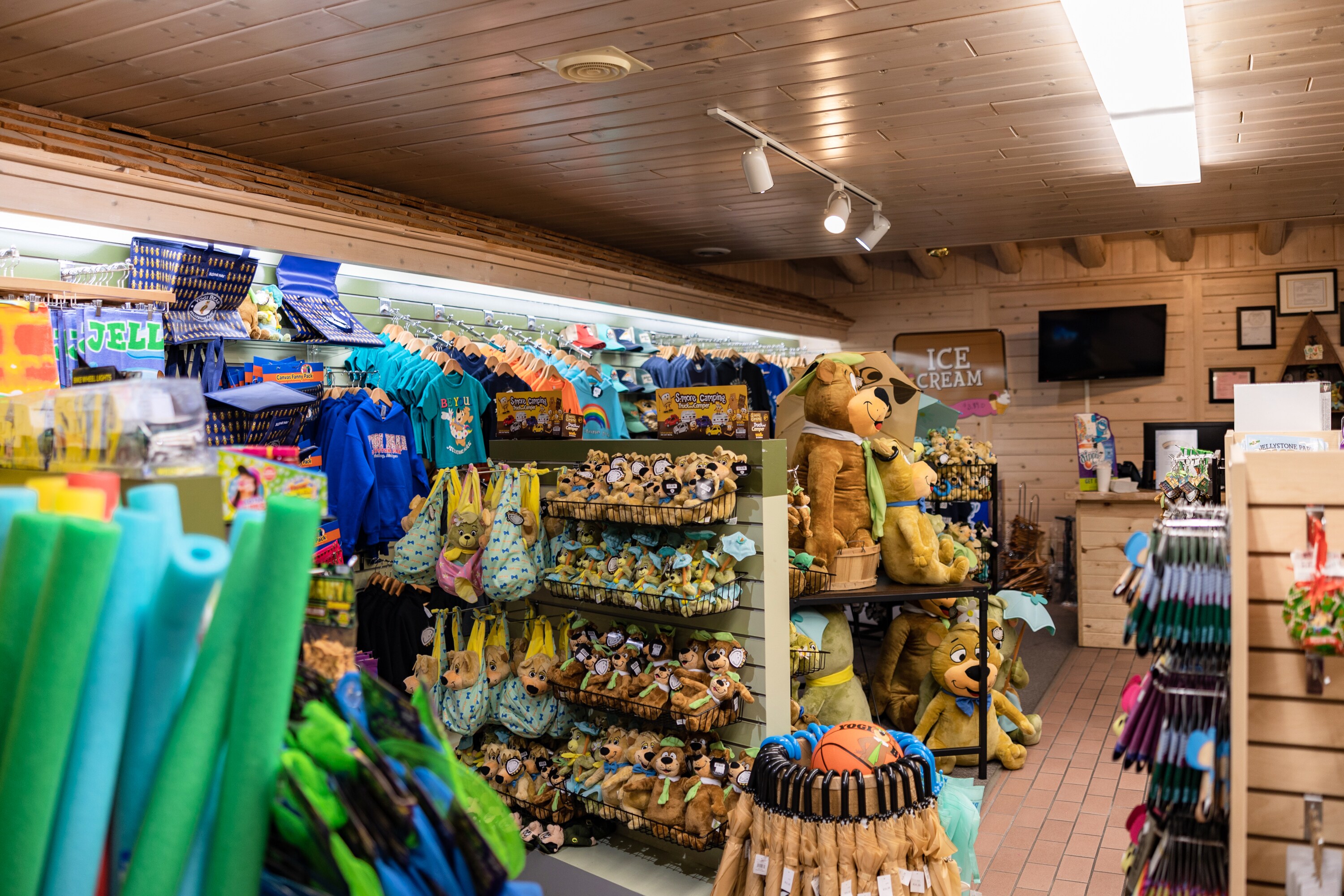 Convenience Store at Jellystone Park™ Petoskey