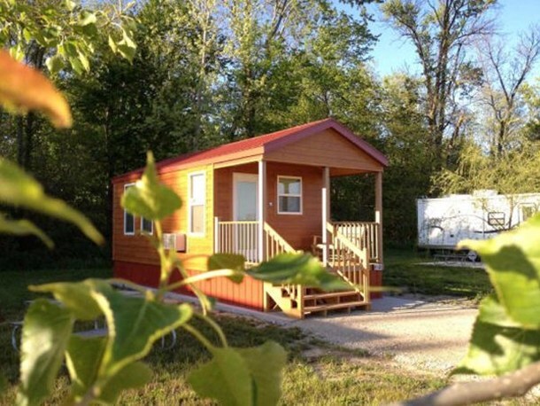 Cindy Bear Cottage - 1